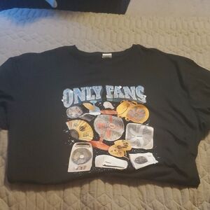 Black Graphic T-Shirt with Fan Design